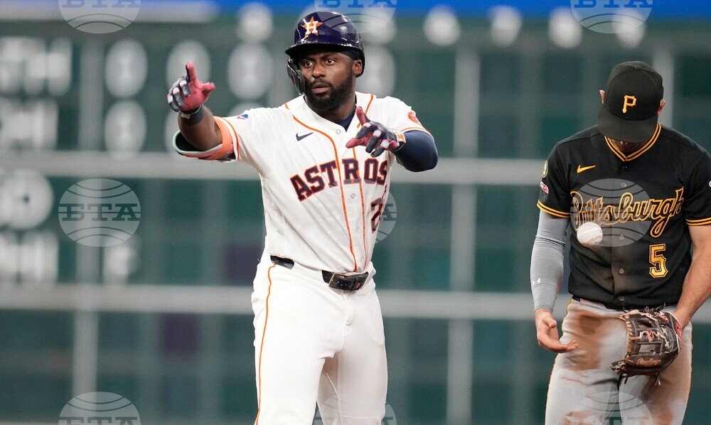 Pirates Astros Baseball