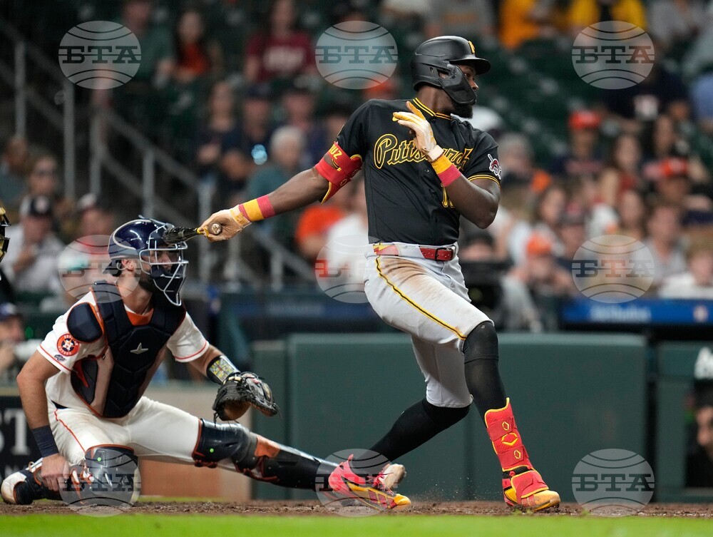 Pirates Astros Baseball