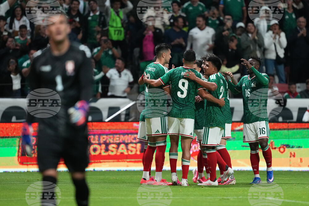 Mexico Serbia Soccer