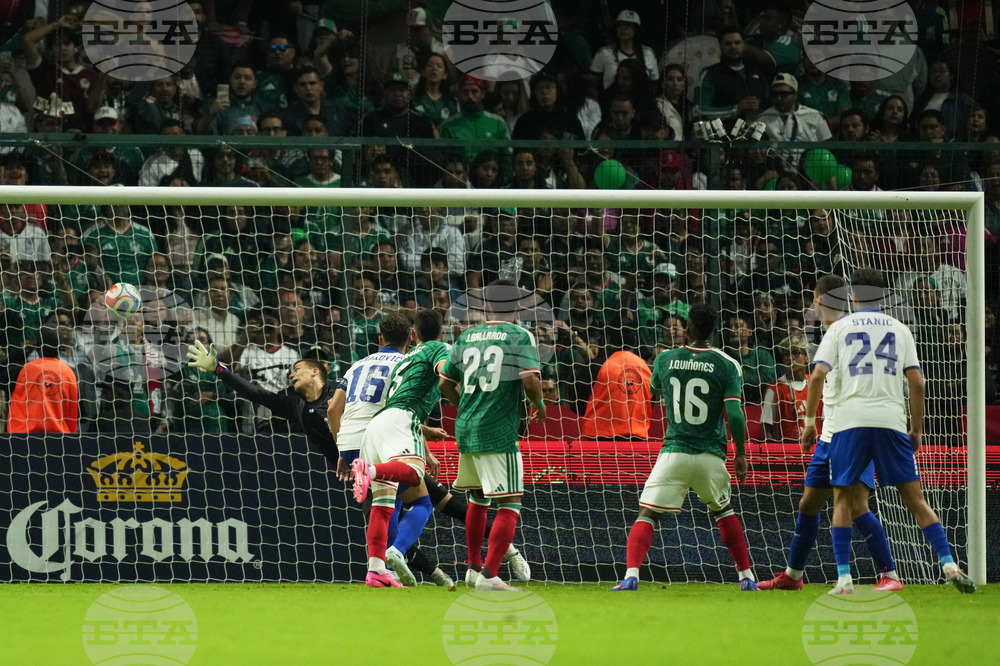 Mexico Serbia Soccer