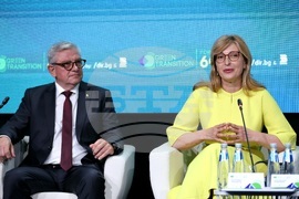 Грийн транзишън форум 6.0 - „Финансиране на бъдещето - как Централна и Източна Европа може да спечели големи суми с иновационните програми на ЕС“ - дискусия
