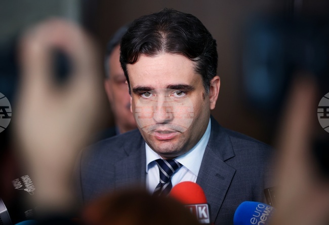 „Демократична България“ призовава управляващите да изтеглят кандидатурата на д-р Асен Меджидиев за подуправител на НЗОК
