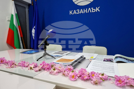 Национален пресклуб на БТА Казанлък - Българска телеграфна агенция - Община Казанлък - споразумение за партньорство