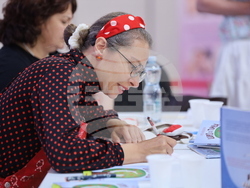 Румъния - Букурещ - Международен панаир на книгата - представяне на книга