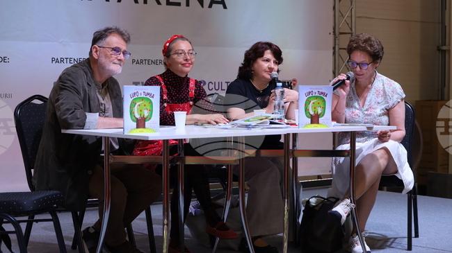 Bulgarian Children's Writer Petya Kokudeva Presents Book in Romanian at Bucharest Book Fair