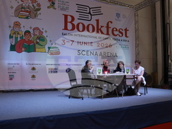 Румъния - Букурещ - Международен панаир на книгата - представяне на книга