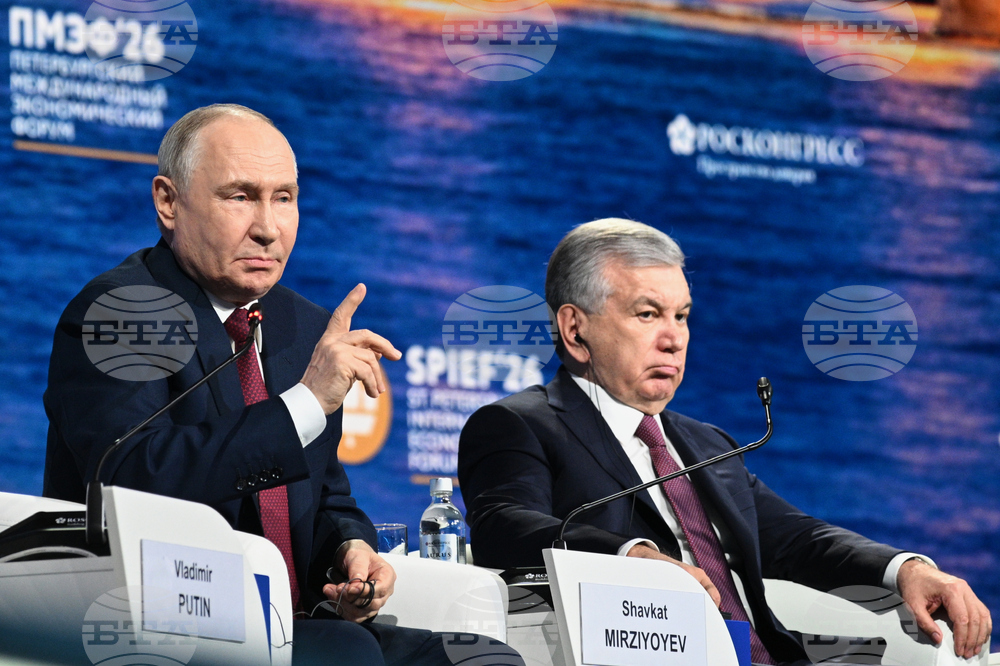 Путин заяви, че засега не вижда смисъл от среща със Зеленски