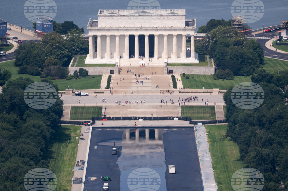 Lincoln Memorial Reflecting Pool