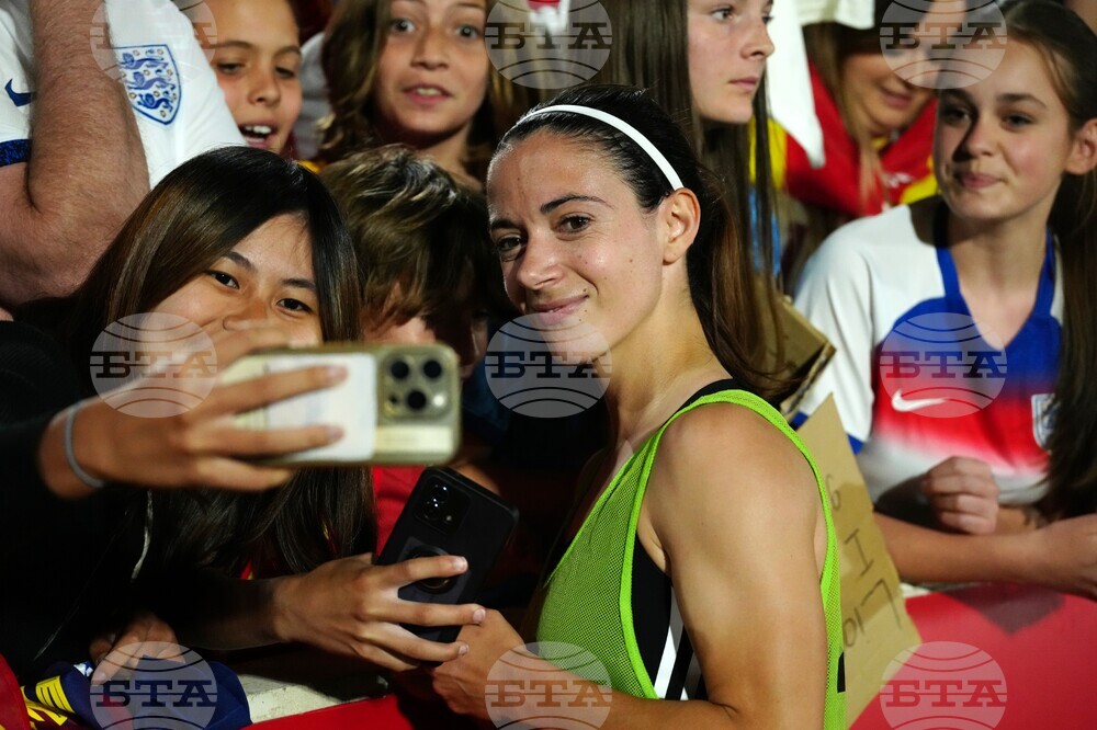APTOPIX Spain England Women's Soccer