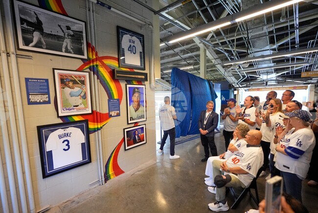Dodgers Gay Pride Honor Baseball