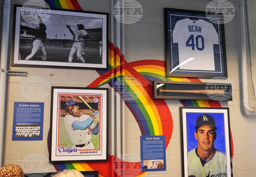 Dodgers Gay Pride Honor Baseball