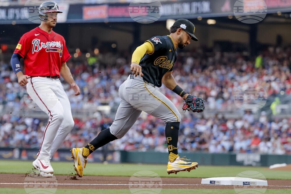 Pirates Braves Baseball