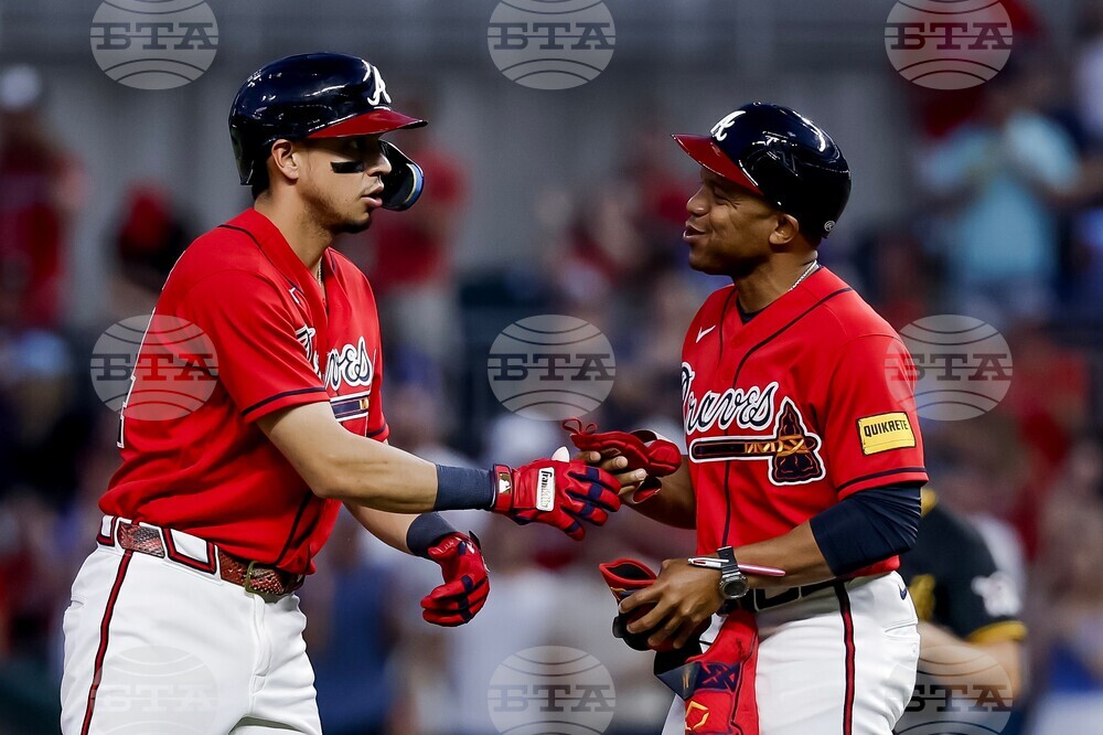 Pirates Braves Baseball