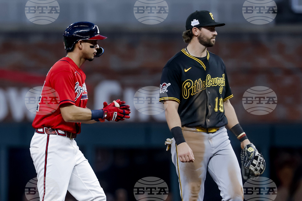 Pirates Braves Baseball
