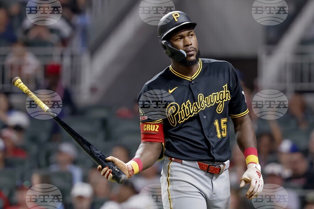 Pirates Braves Baseball