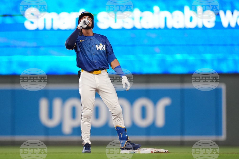 Royals Twins Baseball
