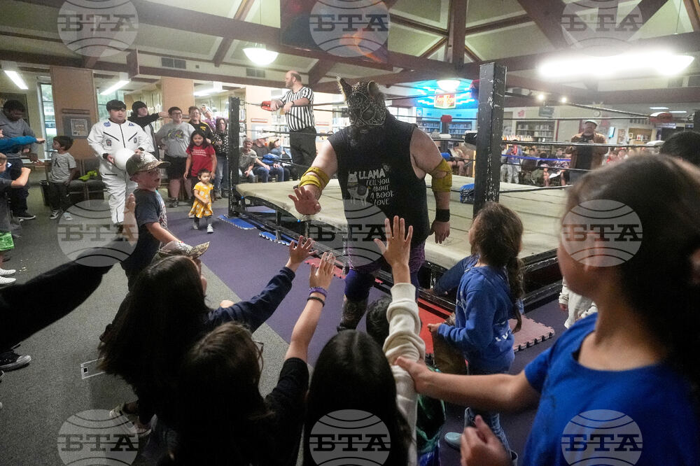 Lucha Library