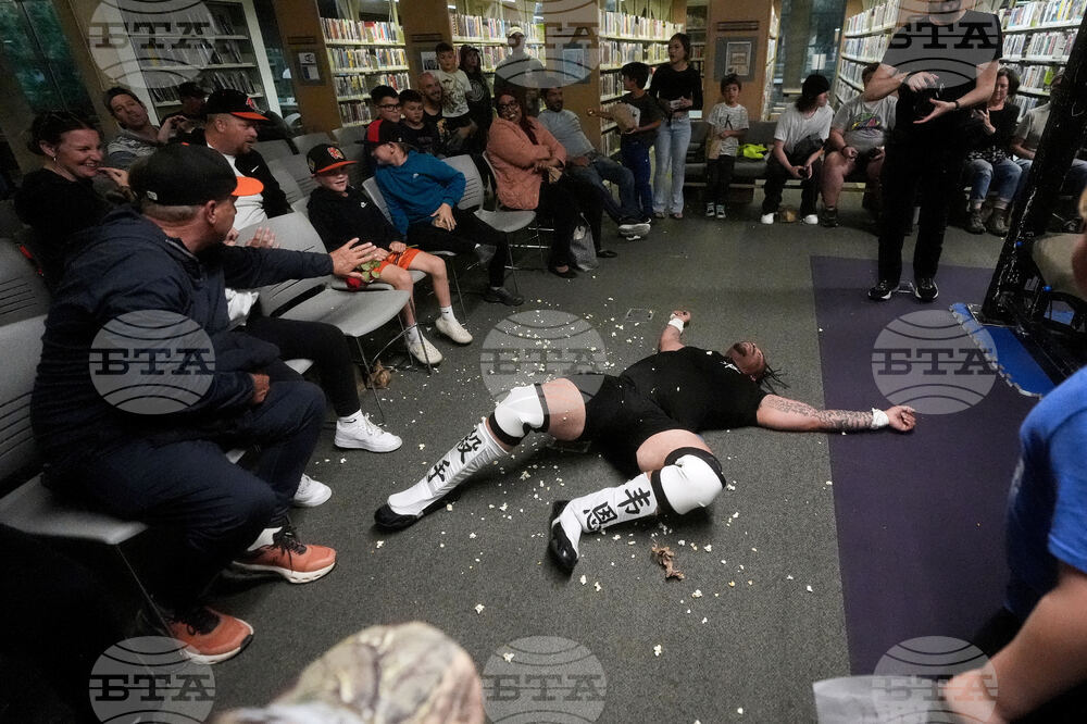 Lucha Library