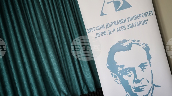 Близо 160 са чуждестранните студенти, които учат "Медицина" в Бургаския държавен университет "Проф. д-р Асен Златаров"