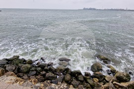 Румъния - Констанца - пристанище и крайбрежна алея