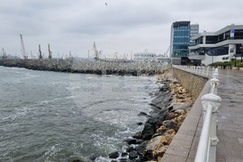 Румъния - Констанца - пристанище и крайбрежна алея