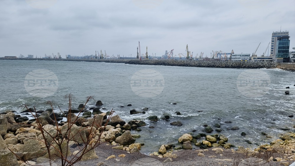 Румъния - Констанца - пристанище и крайбрежна алея