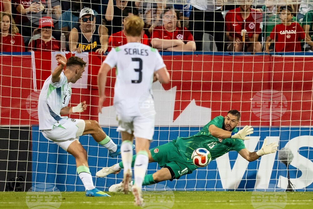 CORRECTION Ireland Canada Soccer