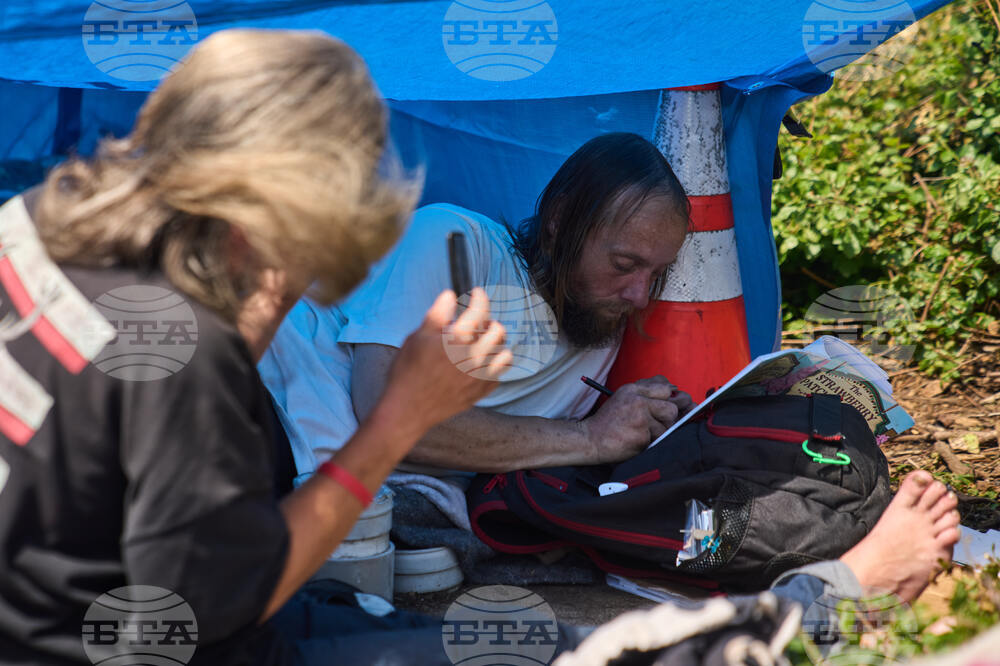 WCup Homelessness Soccer