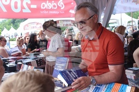 Пролетен панаир на книгата 2026 - Захари Карабашлиев - среща с автограф