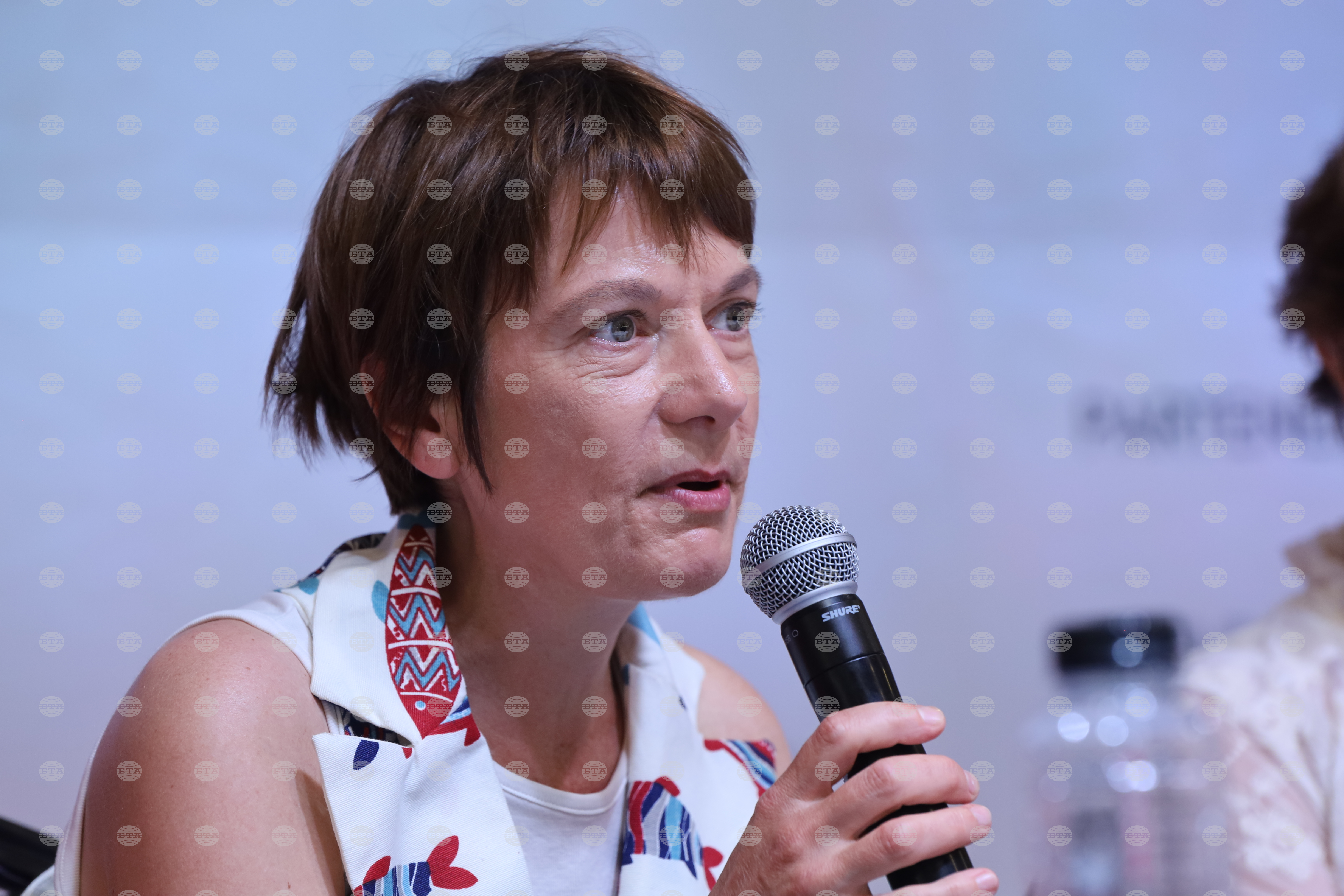 Всяко поколение изживява своята илюзия за свобода, каза писателката Елена Алексиева на Международния панаир на книгата в Букурещ