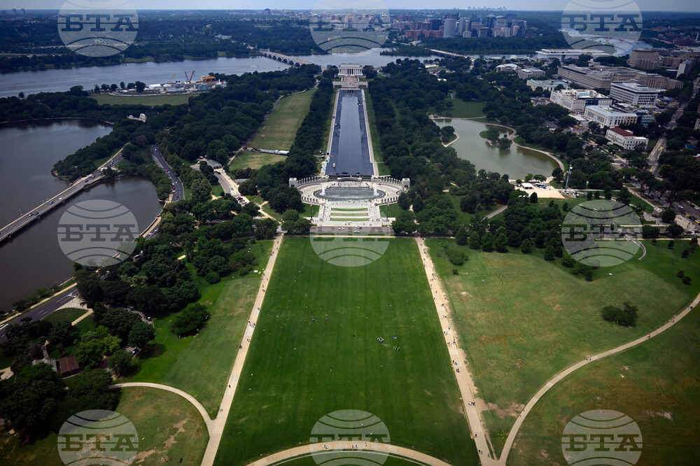 Lincoln Memorial Reflecting Pool