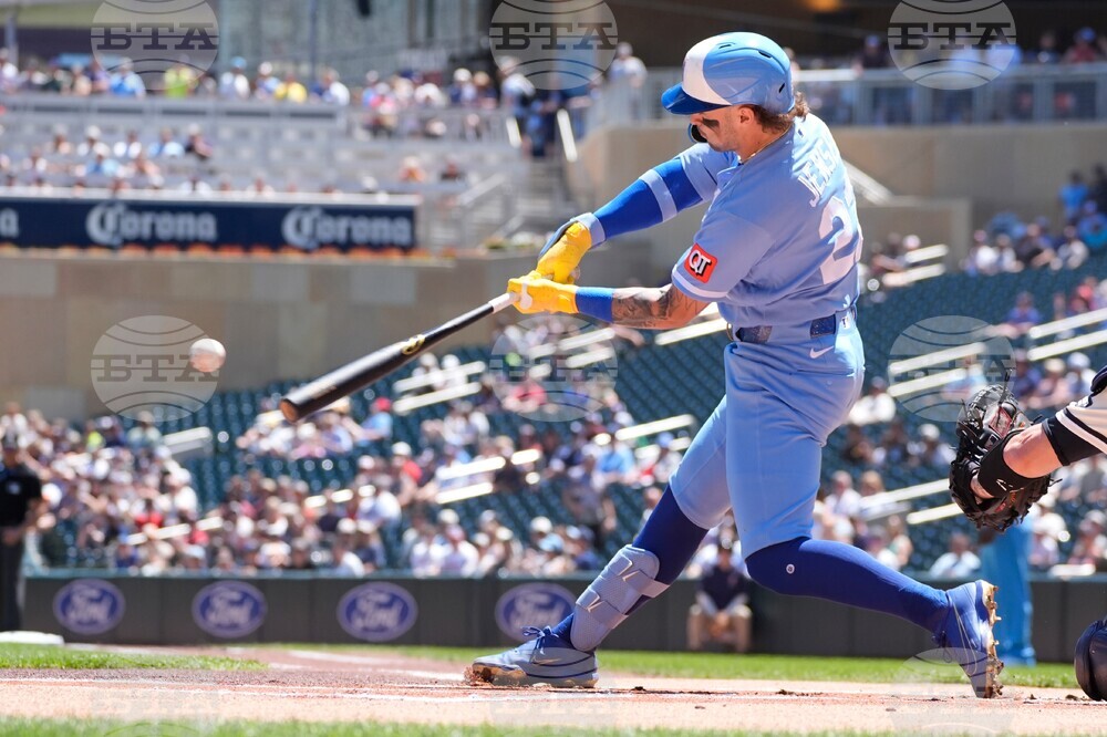 Royals Twins Baseball