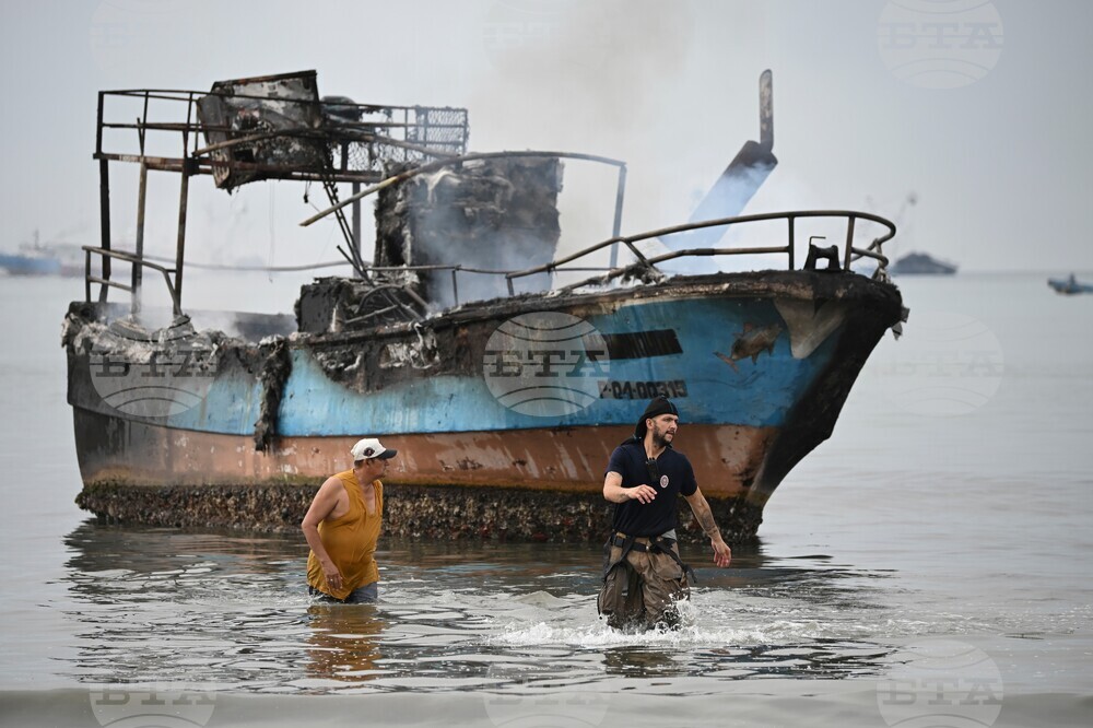 Ecuador Boats Fire