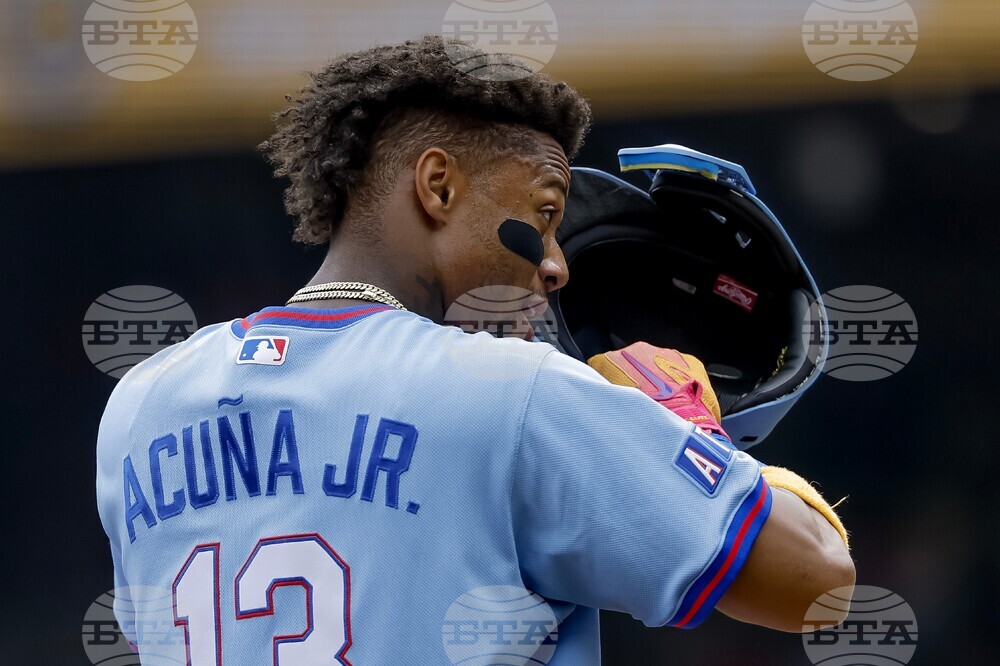 Pirates Braves Baseball