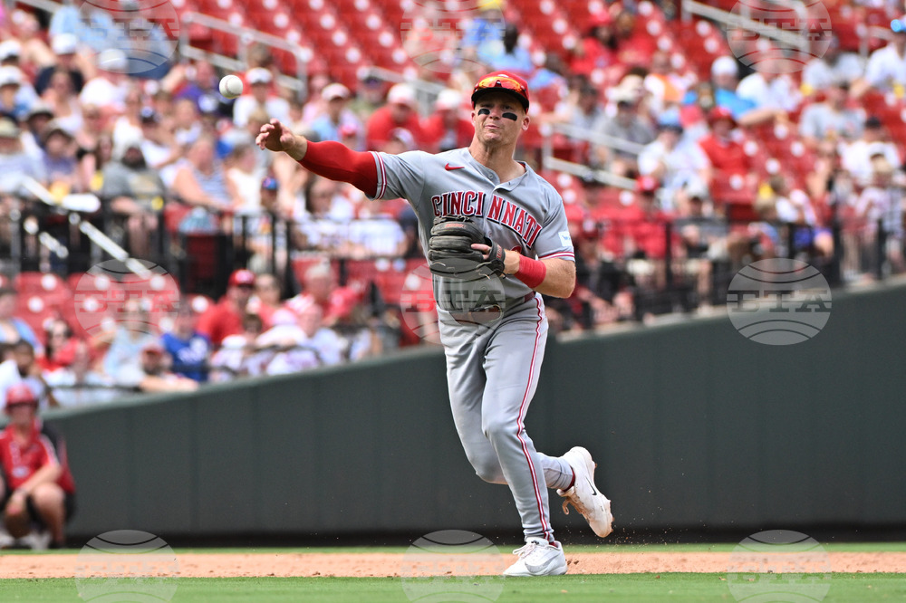 Reds Cardinals Baseball