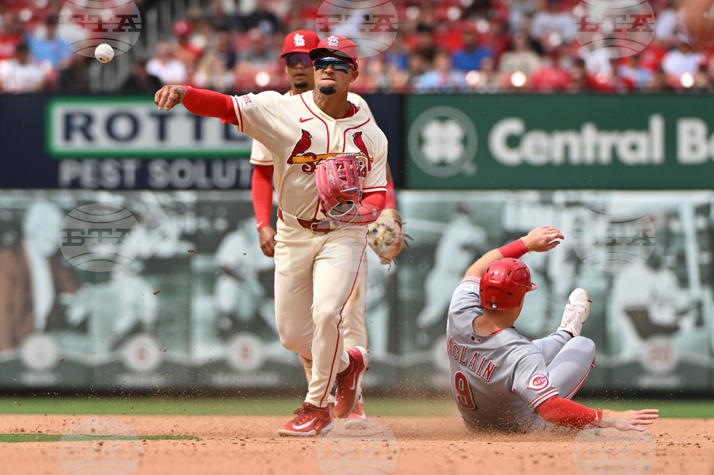 Reds Cardinals Baseball