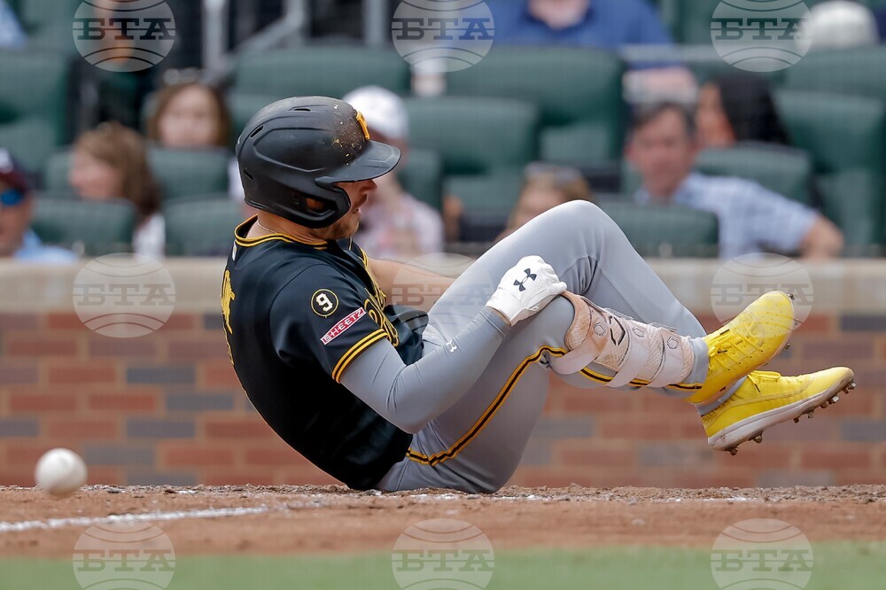 Pirates Braves Baseball
