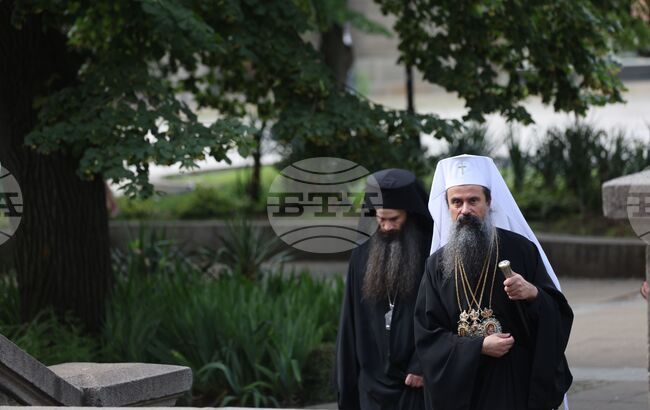 Храм „Св. великомъченица Неделя“ - патриарх - литургия