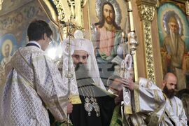 Храм  „Св. великомъченица Неделя“ - патриарх - литургия