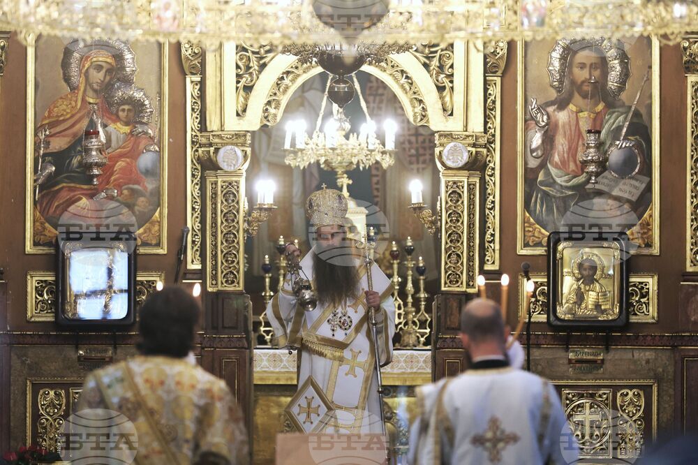 Храм „Св. великомъченица Неделя“ - патриарх - литургия
