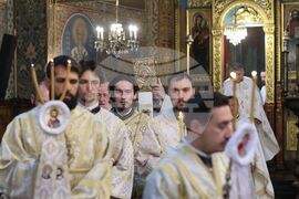 Храм „Св. великомъченица Неделя“ - патриарх - литургия