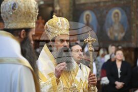 Храм „Св. великомъченица Неделя“ - патриарх - литургия