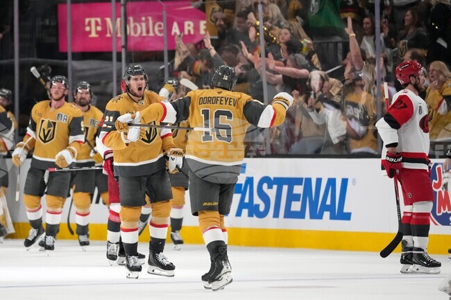 CORRECTION Stanley Cup Hurricanes Golden Knights Hockey