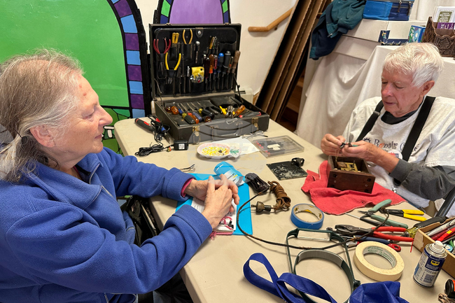 Be Well Repair Cafes
