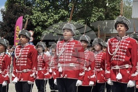 Казанлък - Празник на розата - шествие