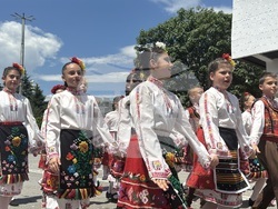 Казанлък - Празник на розата - шествие