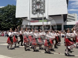 Казанлък - Празник на розата - шествие