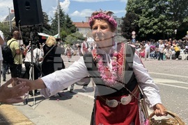 Казанлък - Празник на розата - шествие