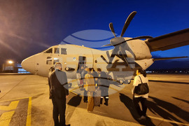 Турция - самолет „Спартан“ - помощи