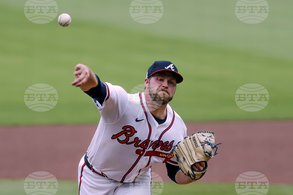 Pirates Braves Baseball